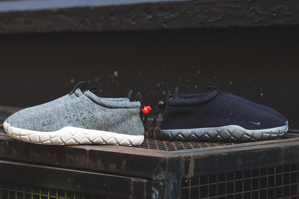 nike air moc tech fleece