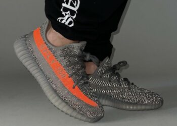 Model Ikonik YEEZY BOOST 350 V2 Hadir Kembali dengan “Beluga Reflective”