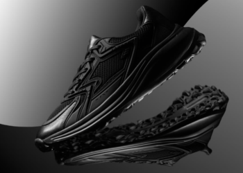 Pradana Black: Sepatu Kulit Lokal Stylish & Nyaman untuk Aktivitas Harian