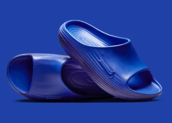Nike ReactX Rejuven8 “Hyper Royal”: Slide Santai Rasa Futuristik