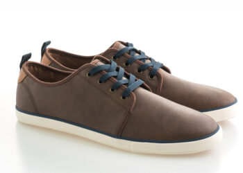 Alasan Sepatu Casual Jadi ‘Must Have’ Item