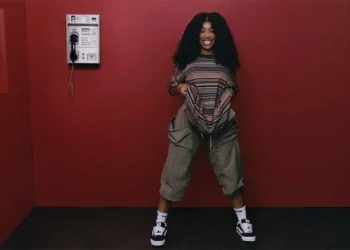 Dari Panggung ke Streetwear: SZA Resmi Jadi Artistic Director Vans
